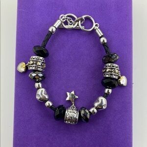 💛 Elegant Silver Plated Black Charm Bracelet